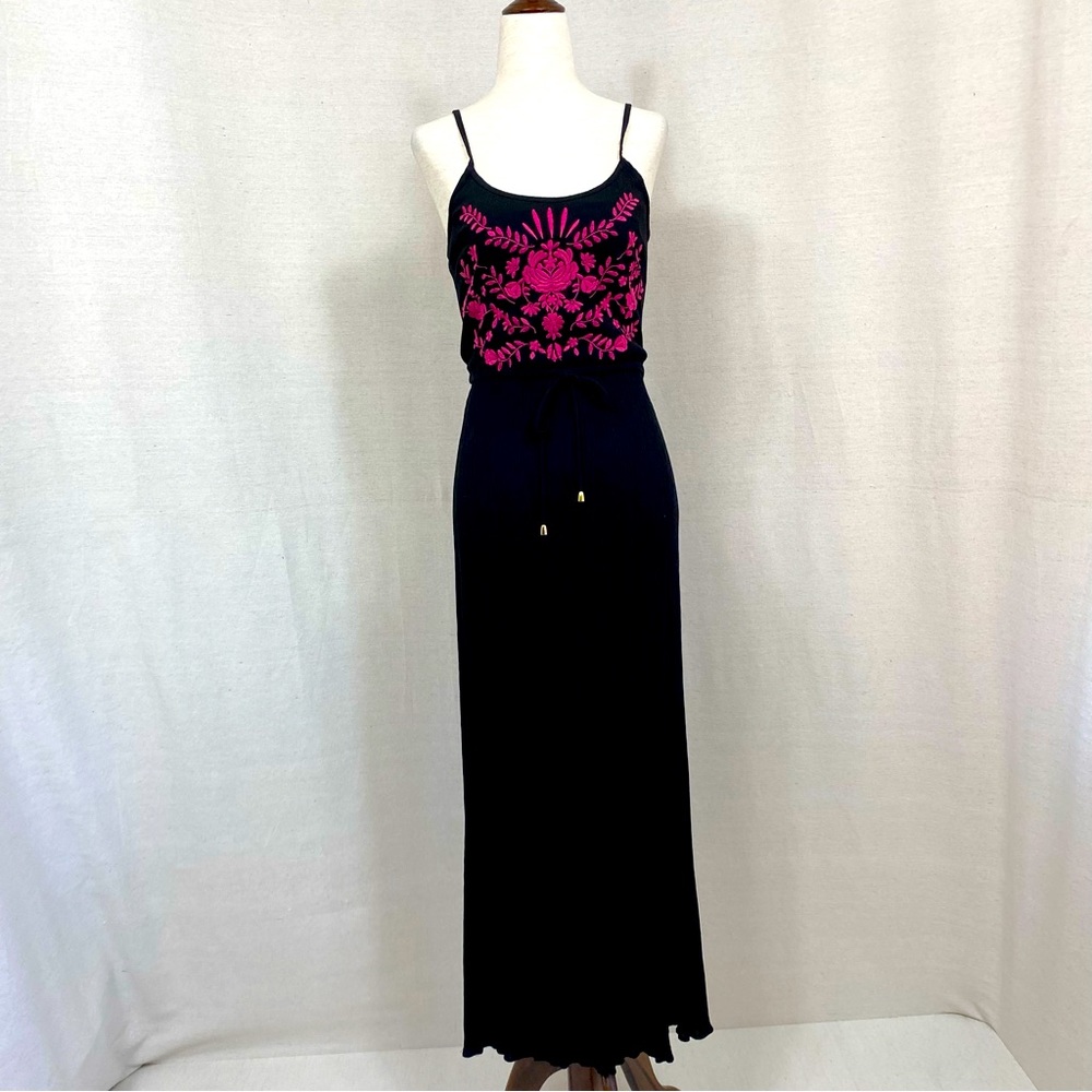 Spaghetti Strap Black Maxi Dress With Pink Embroidery